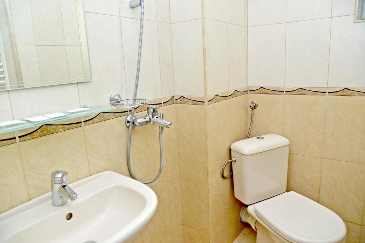 Dream Hotel Sliven Bagian luar foto