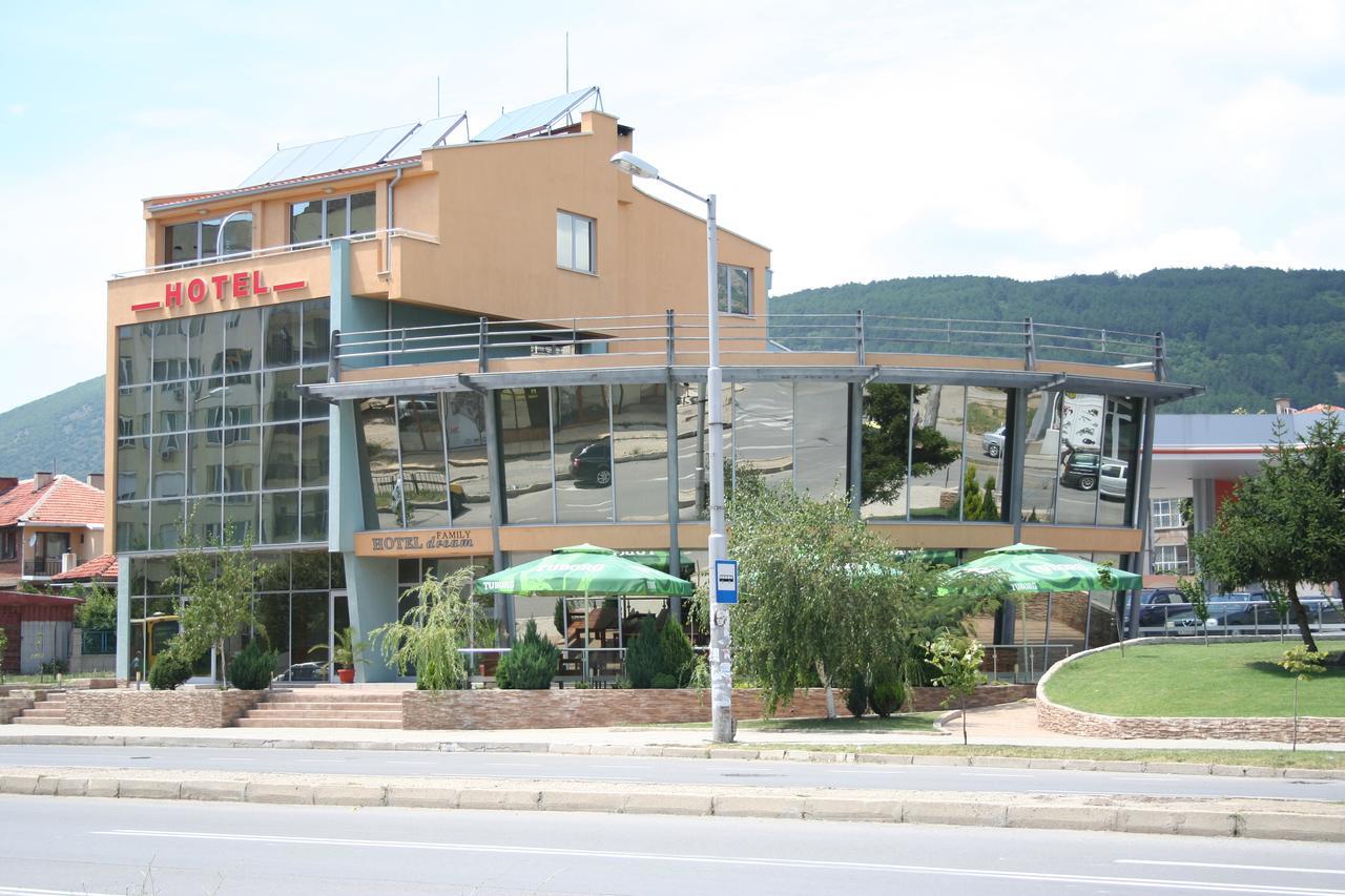 Dream Hotel Sliven Bagian luar foto
