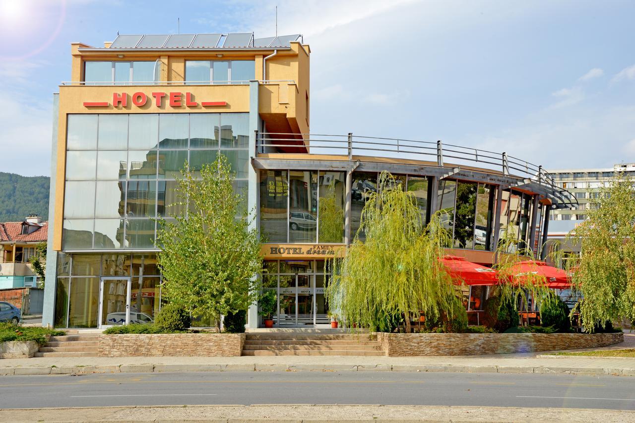 Dream Hotel Sliven Bagian luar foto